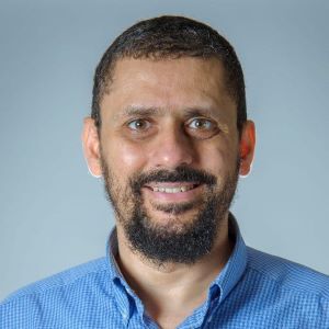 كريم درويش.&nbsp;مستشار في فريق فنار، معهد قطر لعلوم
الحوسبة بجامعة حمد بن خليفة